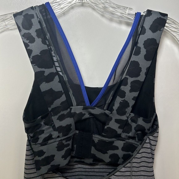 Lululemon Sz. 4 Super Sport Gray Blue Striped Animal Print Athletic Tank Top - Picture 4 of 12